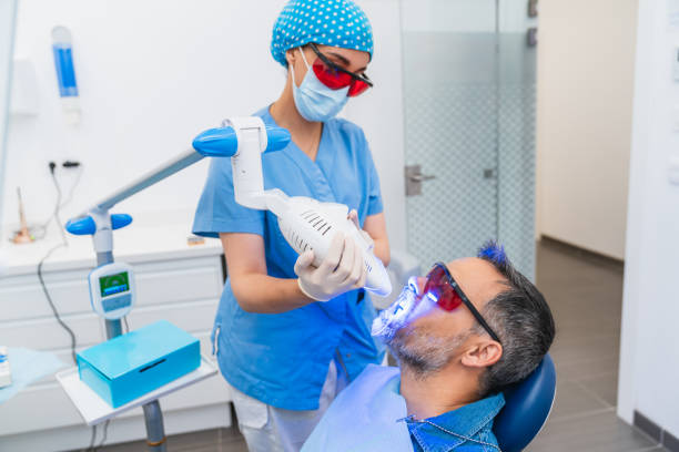 Best Emergency Cosmetic Dentistry (e.g., broken veneers) in Baxter Estates, NY