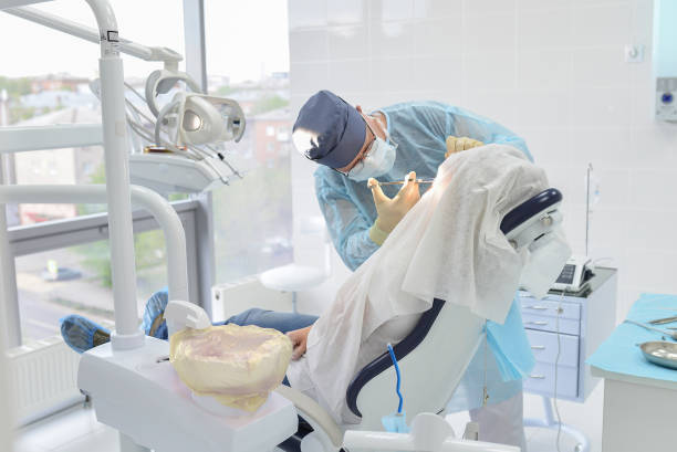 Best Broken or Chipped Tooth Repair in Baxter Estates, NY
